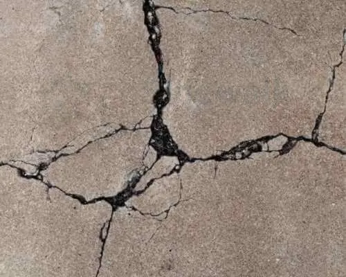 cracks-and-breaks